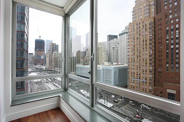 Sold by Corcoran | media 14