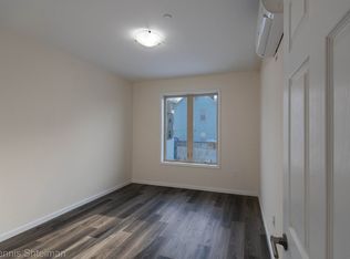 16 Burnside Ave #1, Staten Island, NY 10302