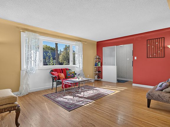 4th image of 13636 122nd Ave NW