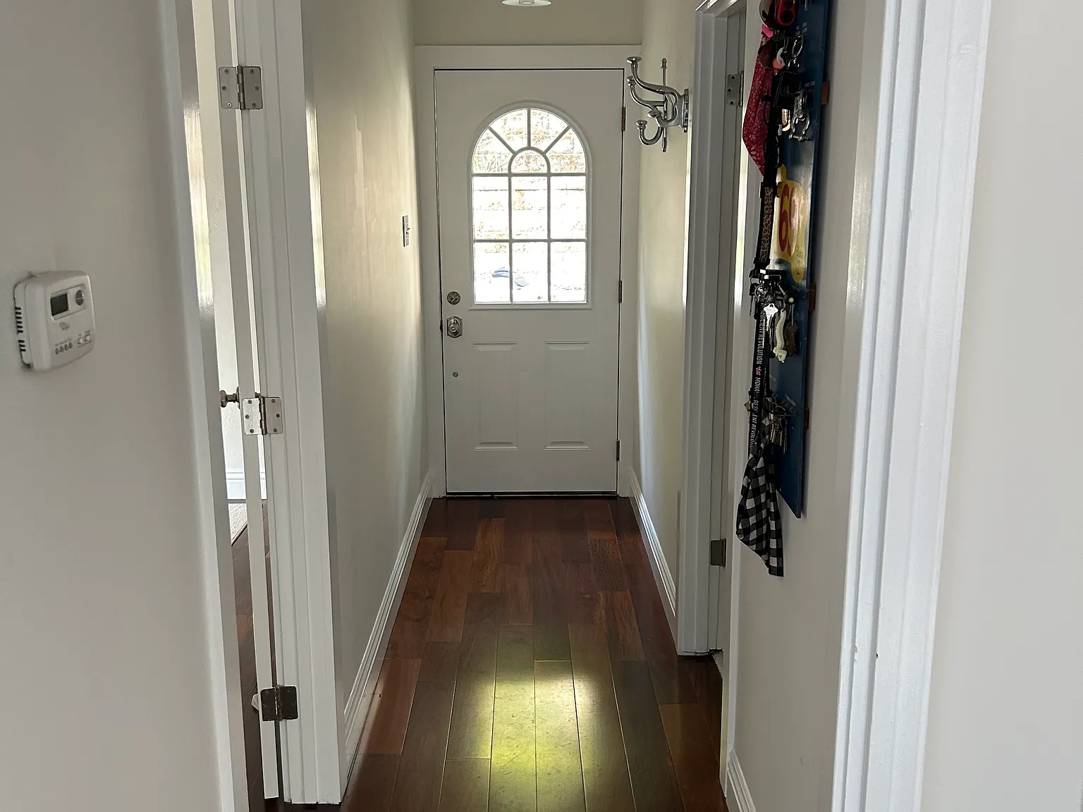 2 bed, 960 sqft, $4,800 — Photo 3
