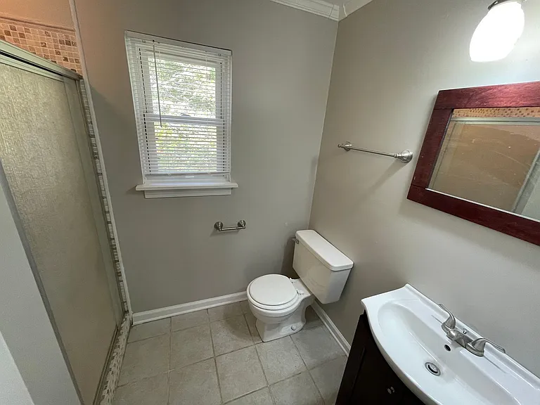 764 Oak Dr E — Photo 7