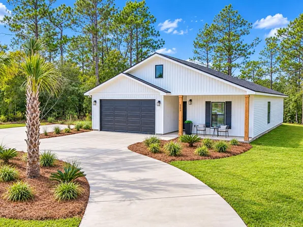 2205 Sunny Hills Blvd, Chipley, FL 32428