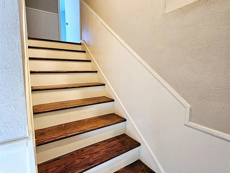 9738 Braesmont Dr — Photo 14