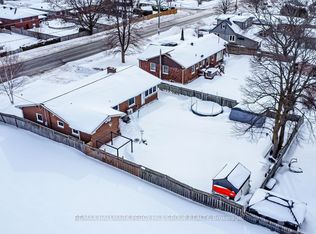 90 Queen St E, Springwater, ON L0L1P0