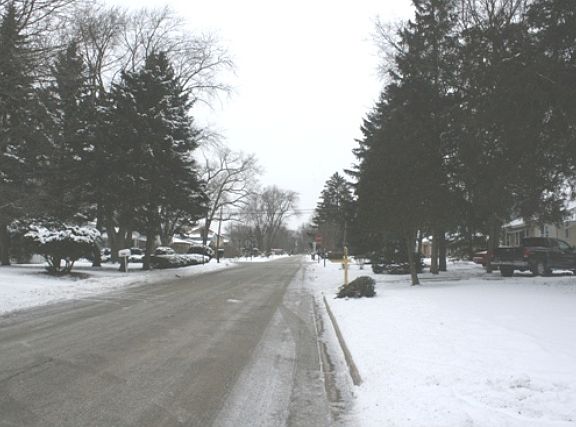 3rd image of 379 N Walnut Ave