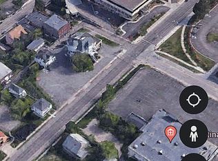 621 E 2nd St, Duluth, MN 55805