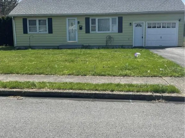 338 W Milton St, Easton, PA 18042