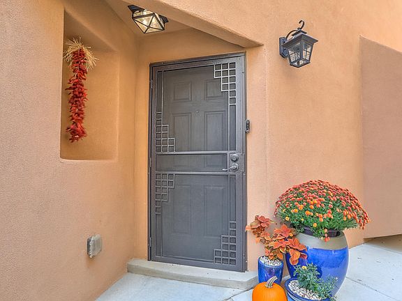 3rd image of 7108 Calle Alegria NE