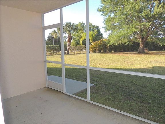 5th image of 12144 SW Egret Cir APT 102