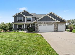 5441 Turkey Run Dr, Kalamazoo, MI 49004