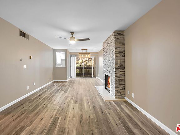 3rd image of 11109 Summertime Ln
