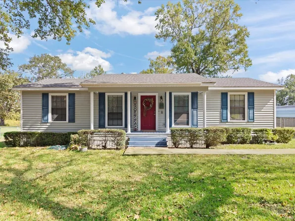 120 County Road 215, Beckville, TX 75631