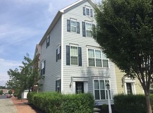 121 Summer Ln, Mechanicsburg, PA 17050
