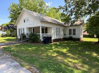 730 Bates St, Batesville, AR 72501