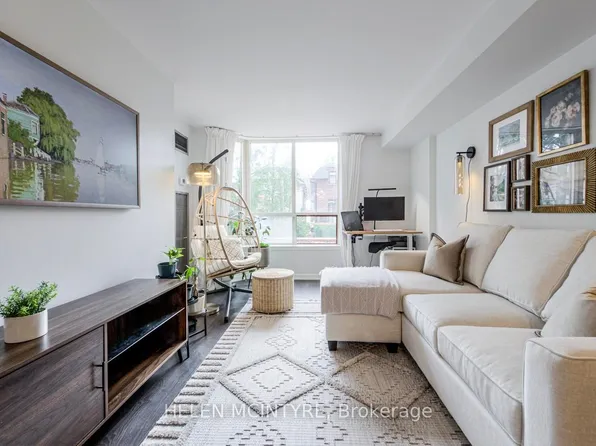 955 Millwood Rd #222, Toronto, ON M4G 4E3