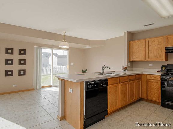 2nd image of 1681 Hickory Park Ln