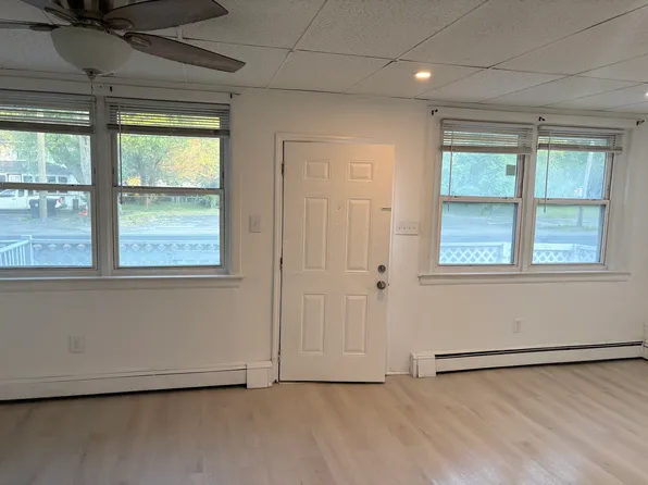 159 Cross Keys Rd APT E, Berlin, NJ 08009