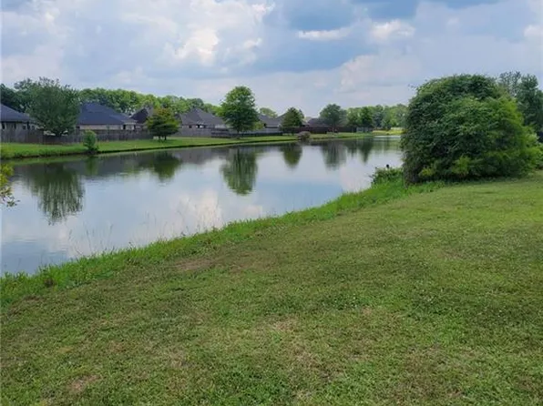 140 W Lakes Blvd #45, Alexandria, LA 71303