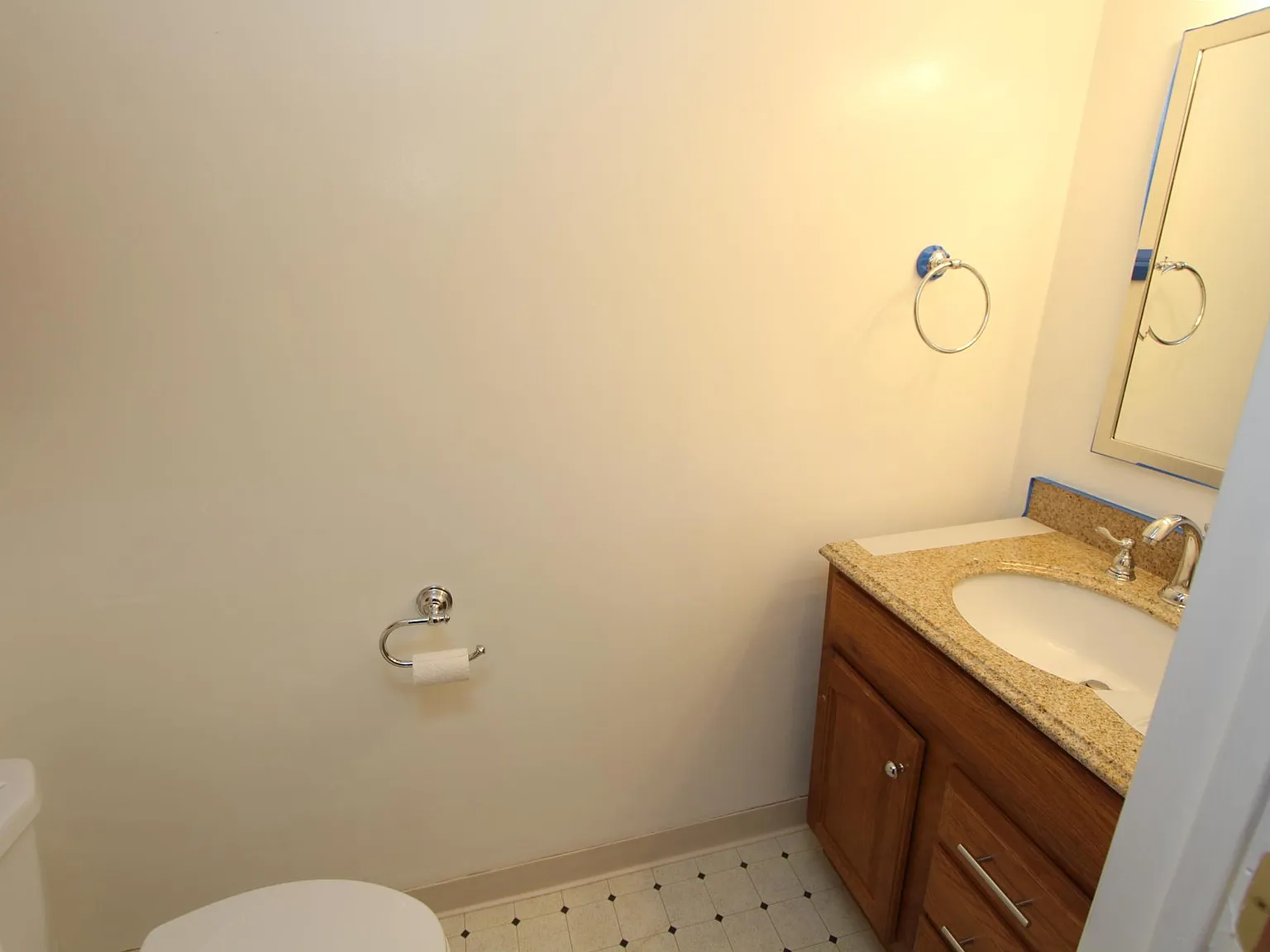 2 bed, 1.5 bath, 1152 sqft, $1,450 — Photo 4