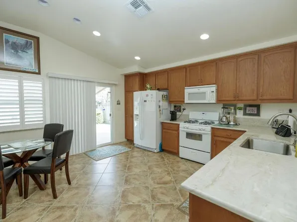 5304 Hadley Ct, Riverbank, CA 95367