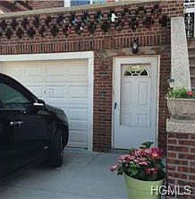 2nd image of 2105 Matthews Ave #2