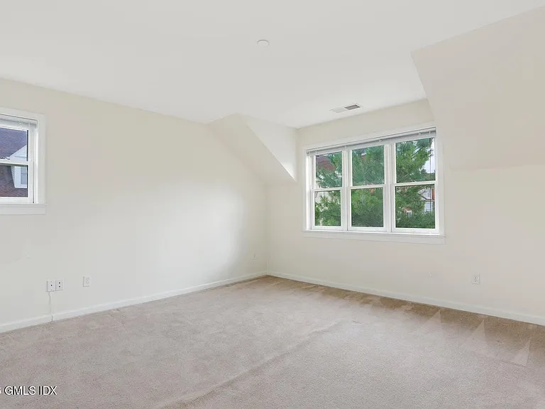 51 Forest Ave #26 — Photo 10