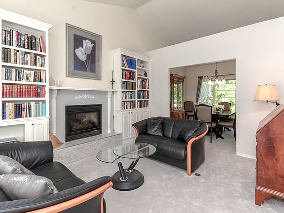 5th image of 13810 74th Avenue Ct E