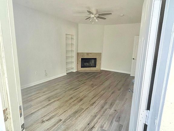 2nd image of 4335 Cleveland Ave