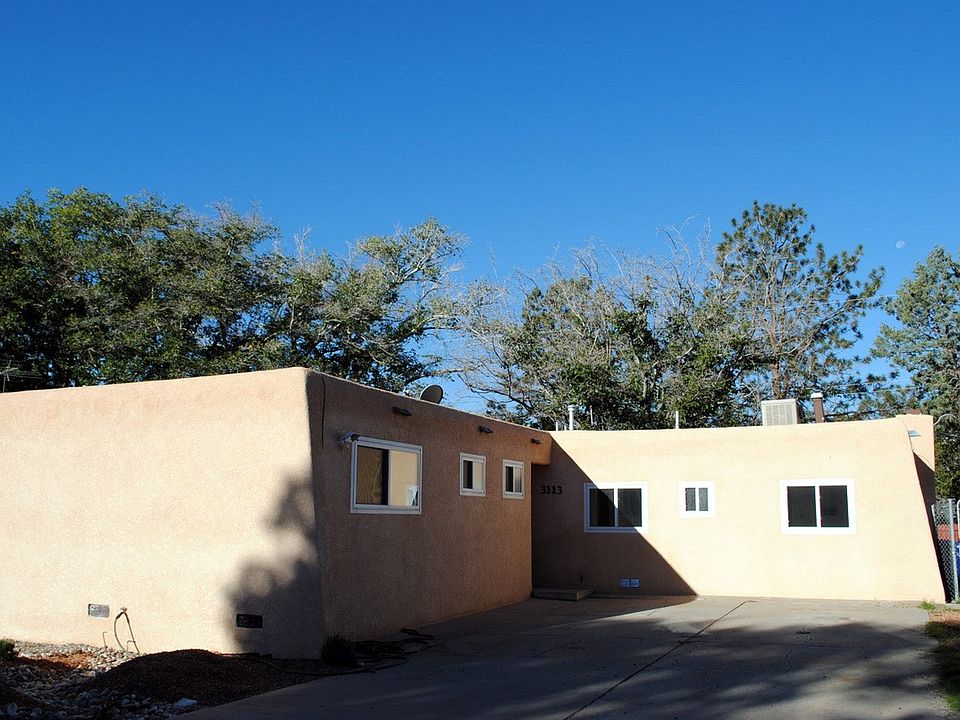 1st image of 3113 Betts Dr NE