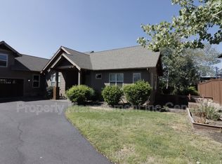 19411 W Campbell Rd, Bend, OR 97702