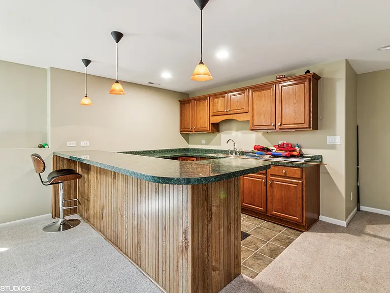 3304 Rollingridge Rd — Photo 34