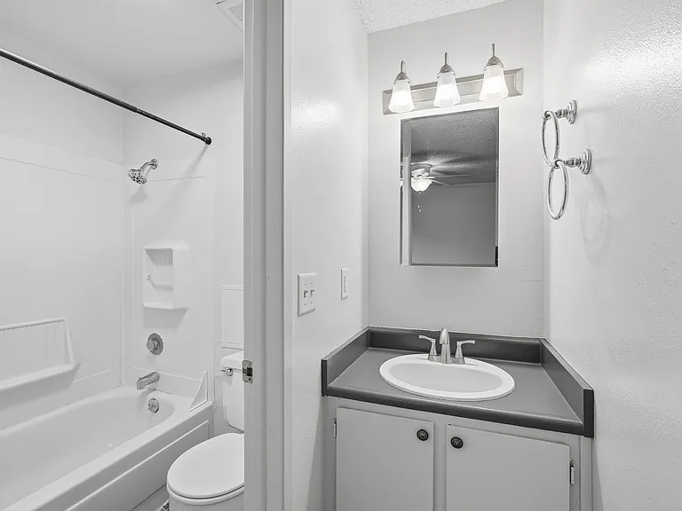 Union Park Apartments in Cheney! — Photo 7
