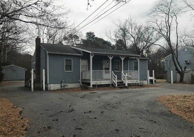 2nd image of 1134 Joselson Ave