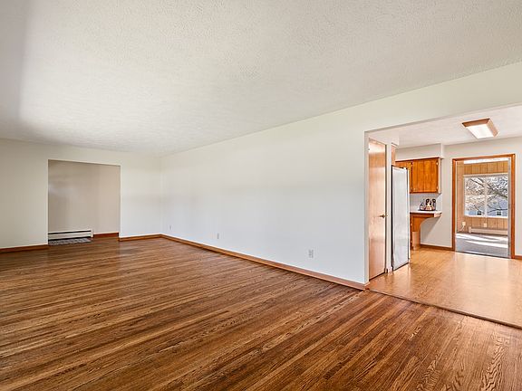 3rd image of 2656 Bella Vista Dr