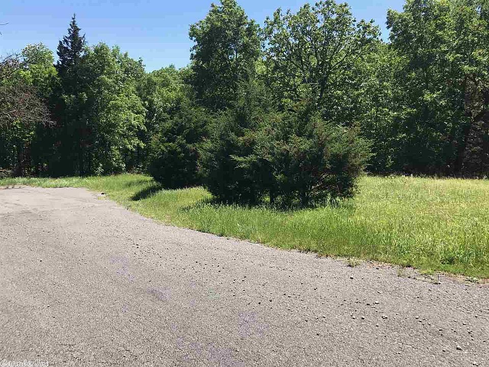 2nd image of 153 Mill Creek Dr