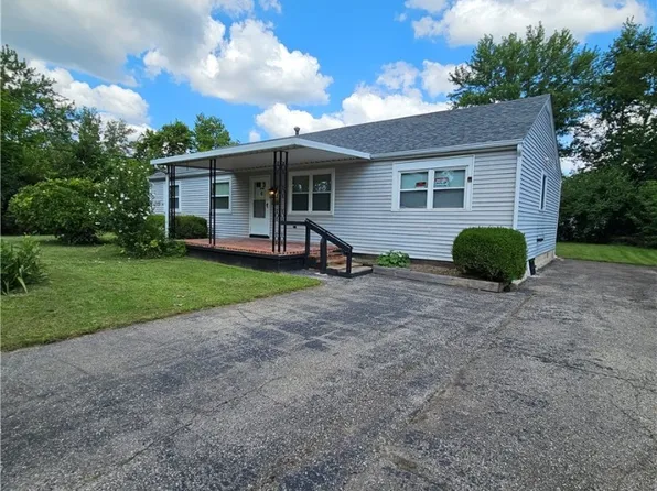 202 Shuster Ave, Dayton, OH 45417