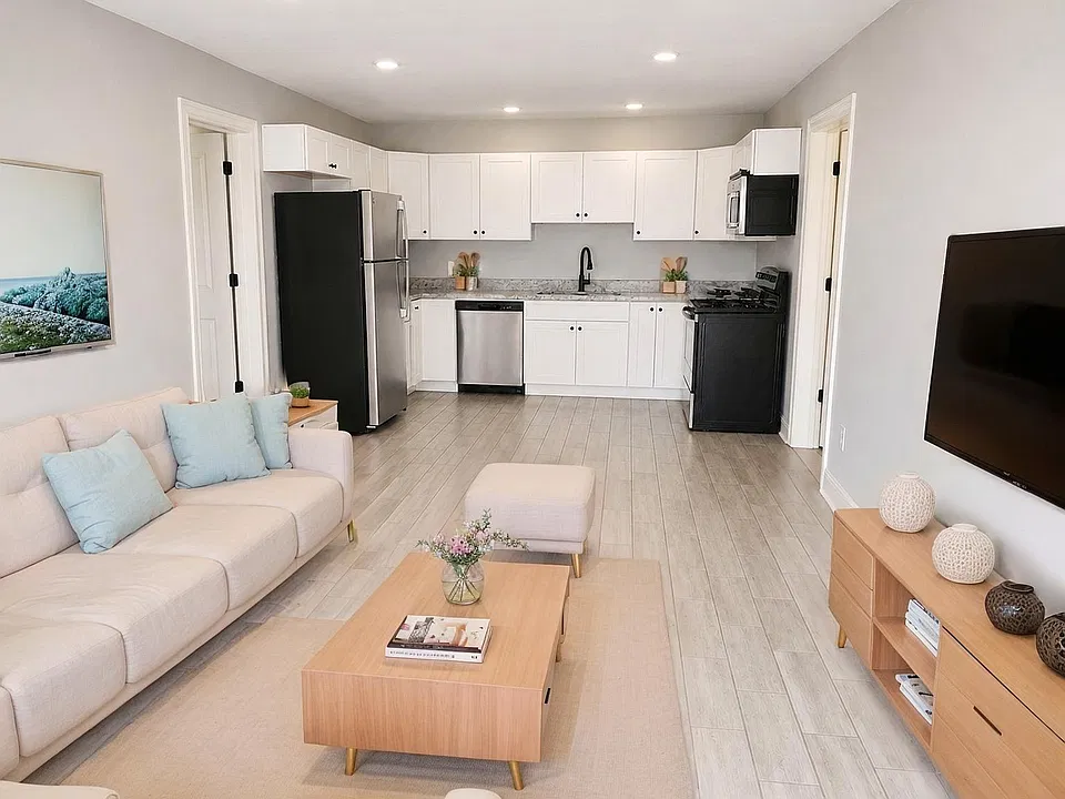 14590 Highway 165 #107