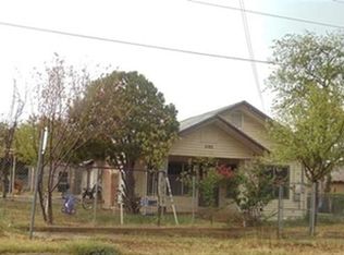 2102 Green St, Laredo, TX 78043