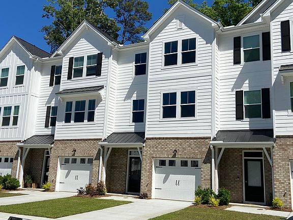 3rd image of 5224 New Palm Ct