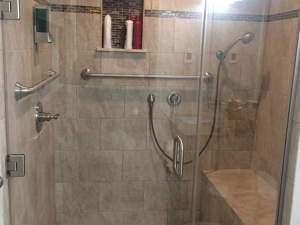 2nd image of 2780 Mountain View Dr