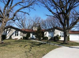 998 High Ave, Newton, IA 50208