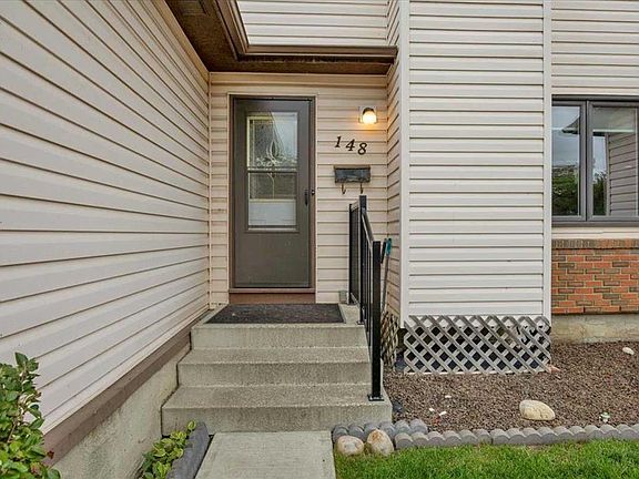 4th image of 148 E Deerview Way SE