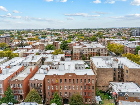 448 East 94th Street image 2 of 5