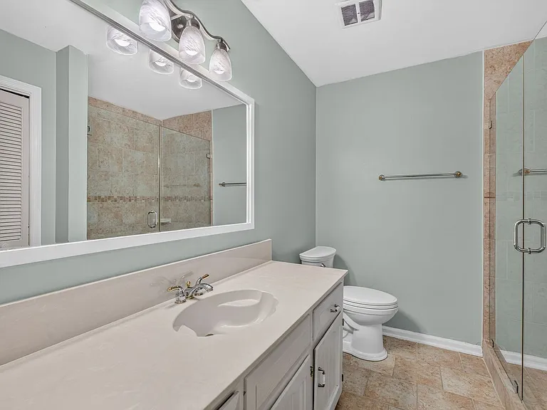 1037 Law Ln — Photo 20