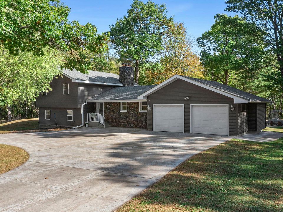 1st image of 19177 Greenbrook Dr NE