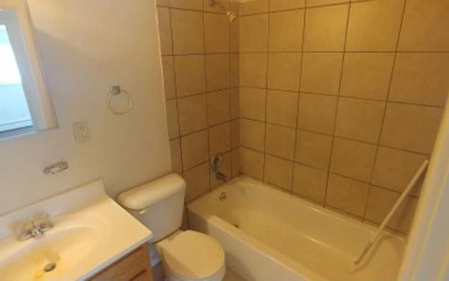 5103 Hawaiian Terrace — Photo 3