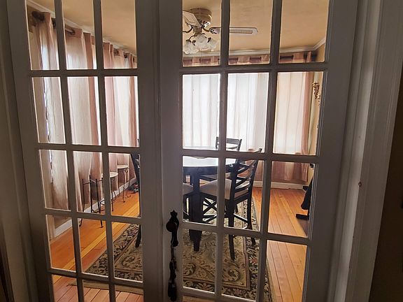 Dining Room w/doors
