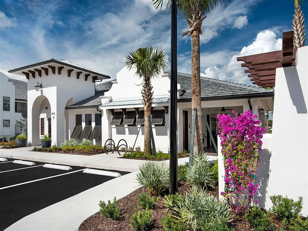 Primary Photo - Trelago Apartments