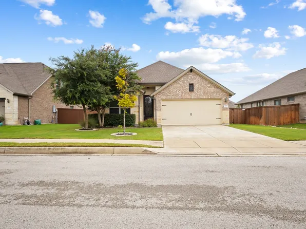 2033 Market Trl, Schertz, TX 78154