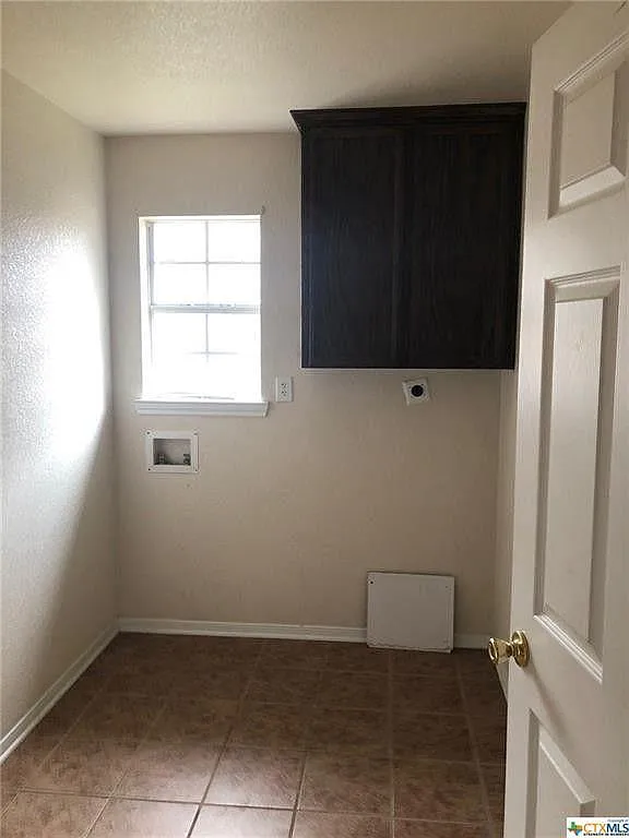 4406 Boots Dr — Photo 4